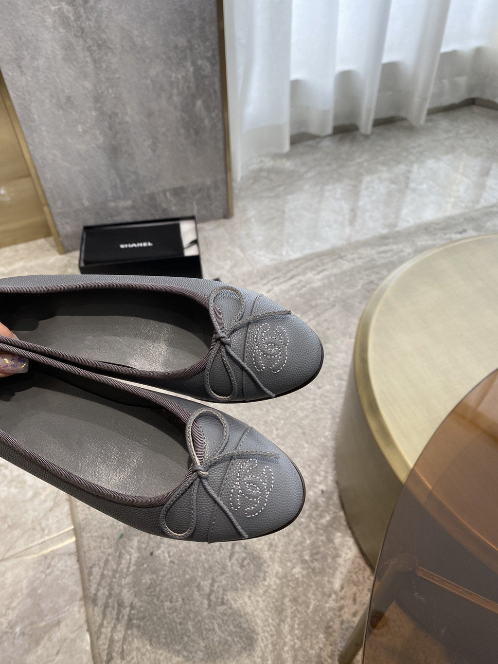 CHANEL BALLET FLATS GREY GRAINED CALFSKIN