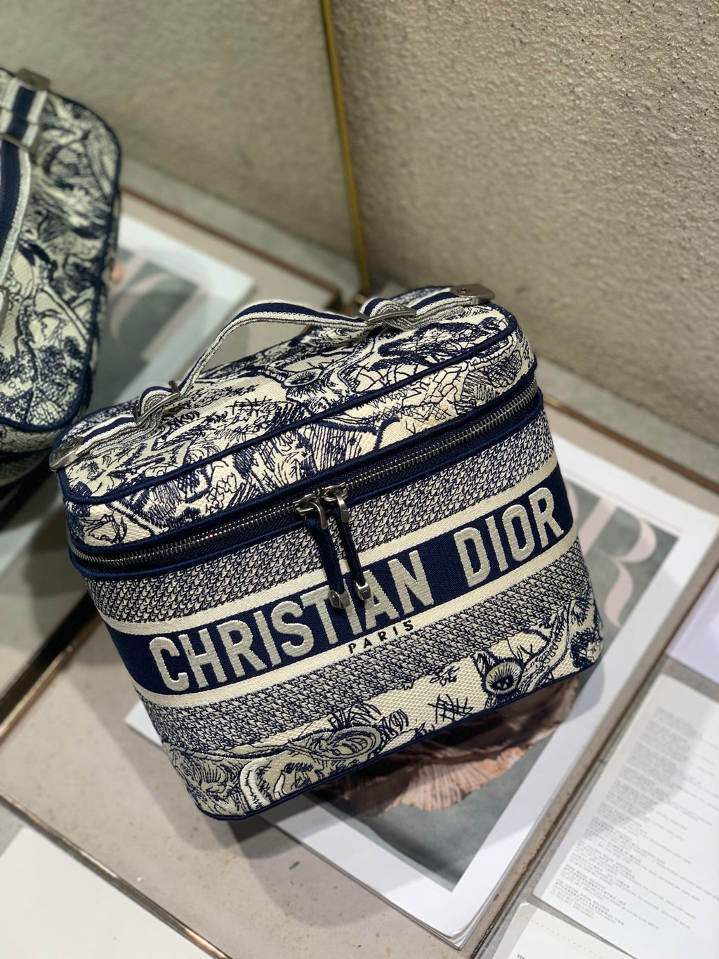 DIOR SMALL 25 VANITY CASE IN BLACK MONOGRAM OBLIQUE JACQUARD