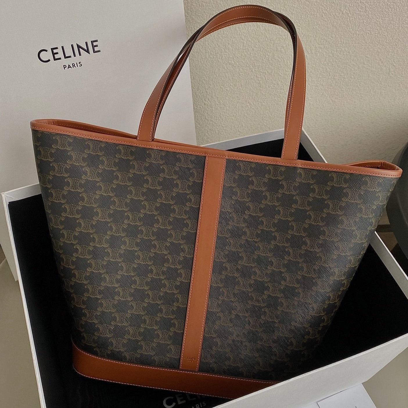 CELINE TRIOMPHE 26 TAN  CALFSKIN