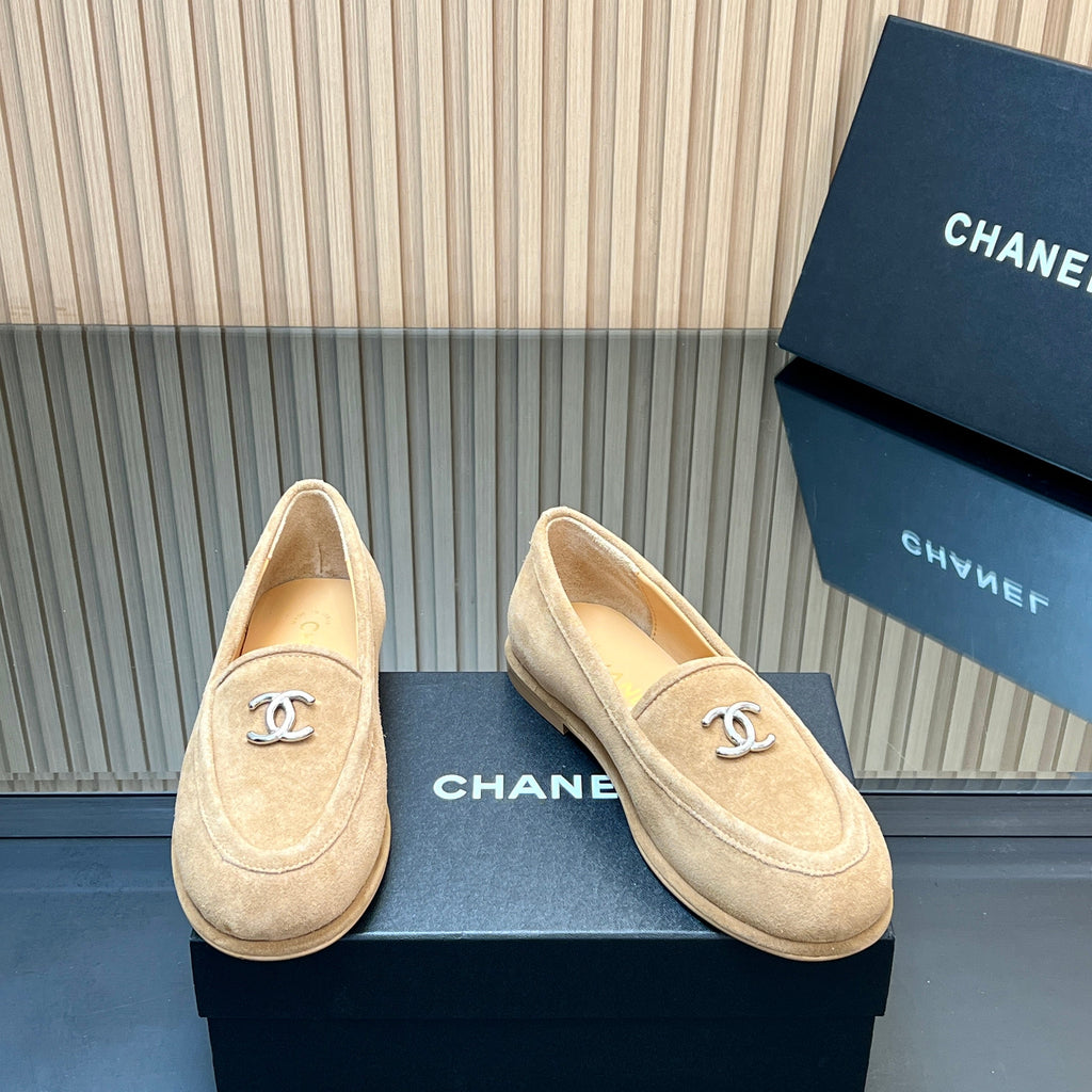 CHANEL 25S TEDDY LOAFER 15MM IN LIGHT BROWN SUEDE SILVER HARDWARE