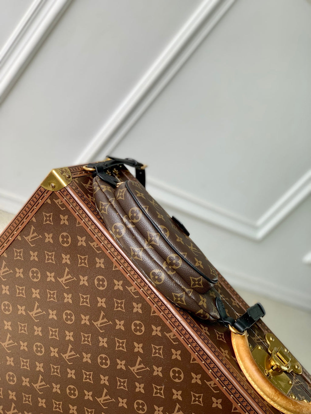 LOUIS VUITTON KEEPIT BUMBAG 29 IN BROWN DAMIER AZUR COATED MONOGRAM CANVAS