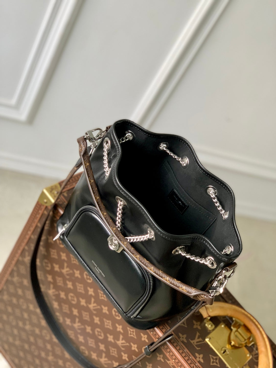 LOUIS VUITTON NO WAY VIBE HANDBAG 22.5 IN BLACK LAMBSKIN SILVER HARDWARE