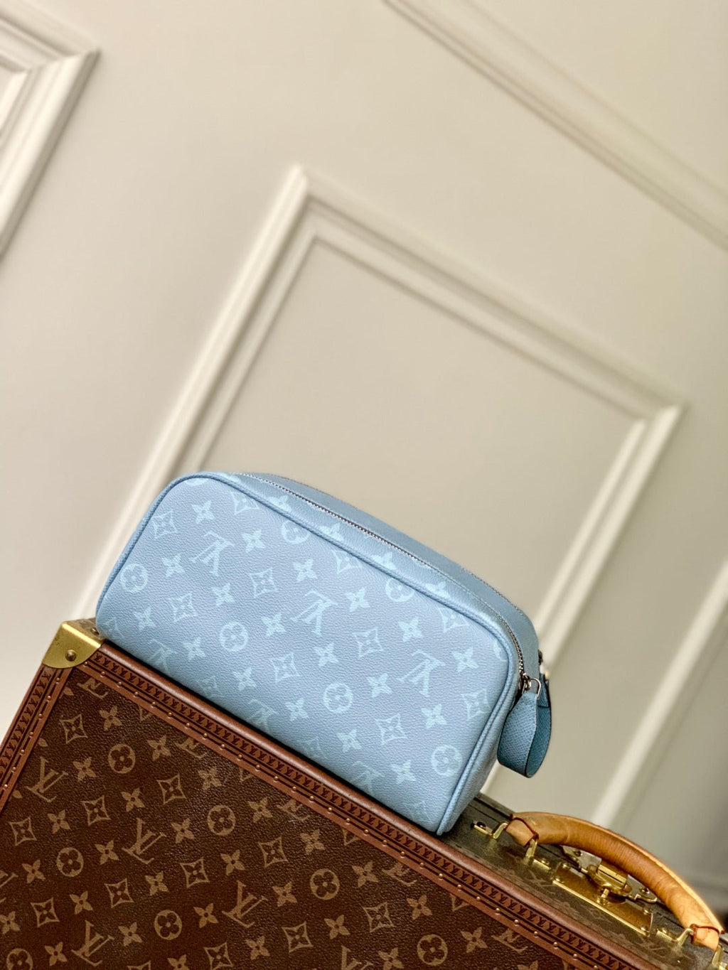 LOUIS VUITTON DOPP KIT 28 IN BLUE MONOGRAM COATED CANVAS