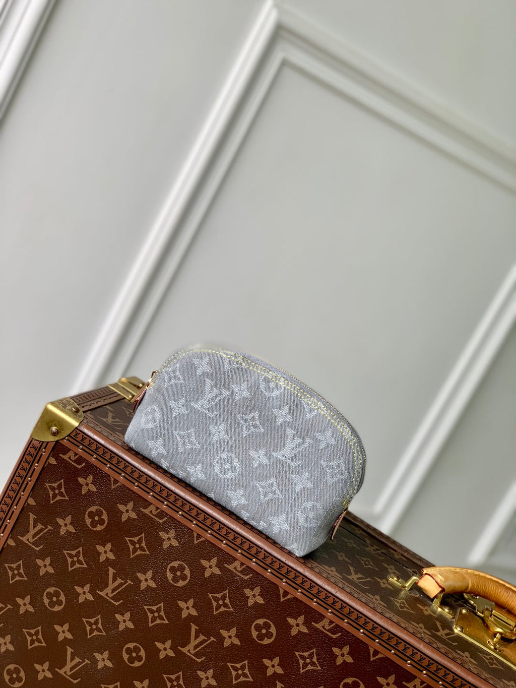 LOUIS VUITTON COSMETIC POUCH 19 IN GREY MONOGRAM DENIM GOLD HARDWARE