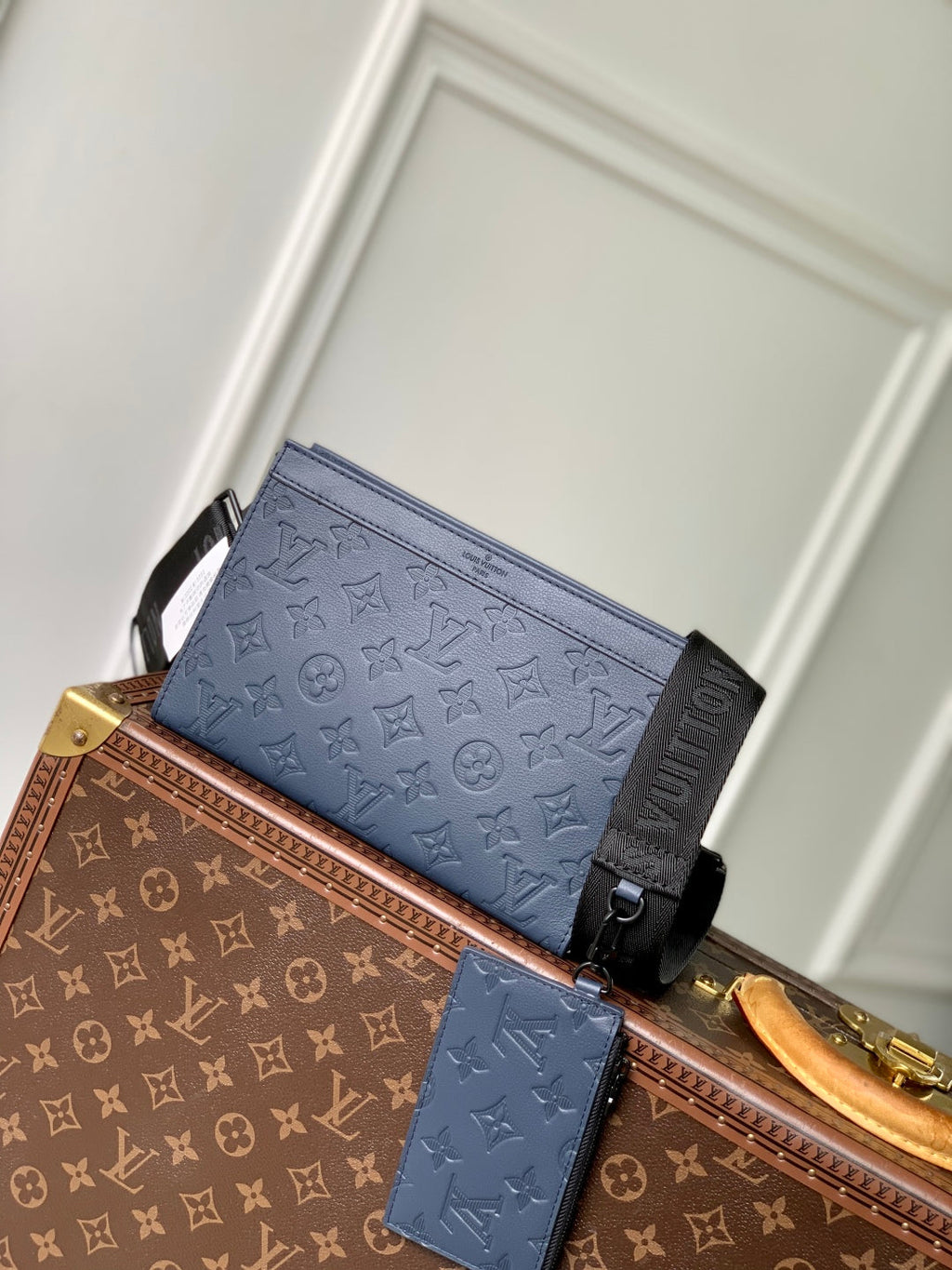 LOUIS VUITTON POCHETTE VOYAGE 22 IN DARK BLUE MONOGRAM SHADOW CALFSKIN