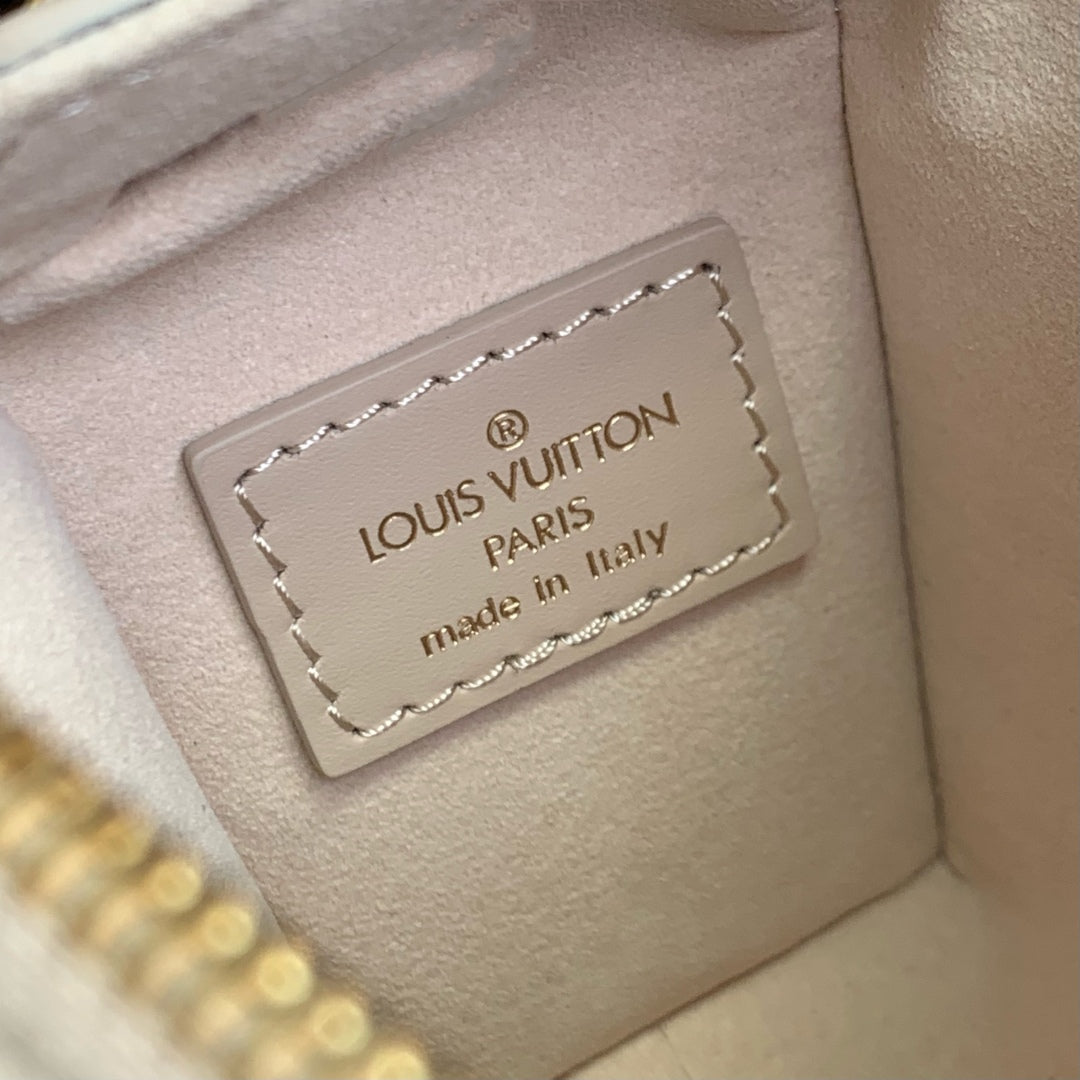 LOUIS VUITTON SIDE TRUNK 19 IN BEIGE MONOGRAM BOLD CALFSKIN GOLD HARDWARE