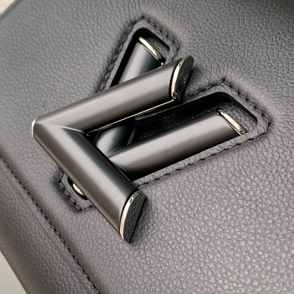 LOUIS VUITTON TWIST SLIM 19 IN BLACK TAURILLON CALFSKIN WITH PEARL CHAIN