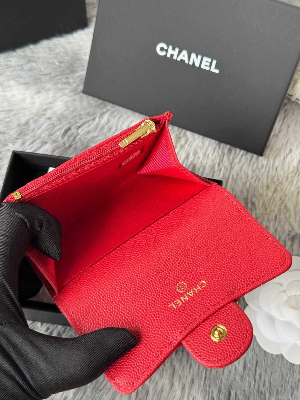 CHANEL 25S CLASSIC FLAP CARD HOLDER 11 IN RUBY RED CAVIAR GOLD HARDWARE
