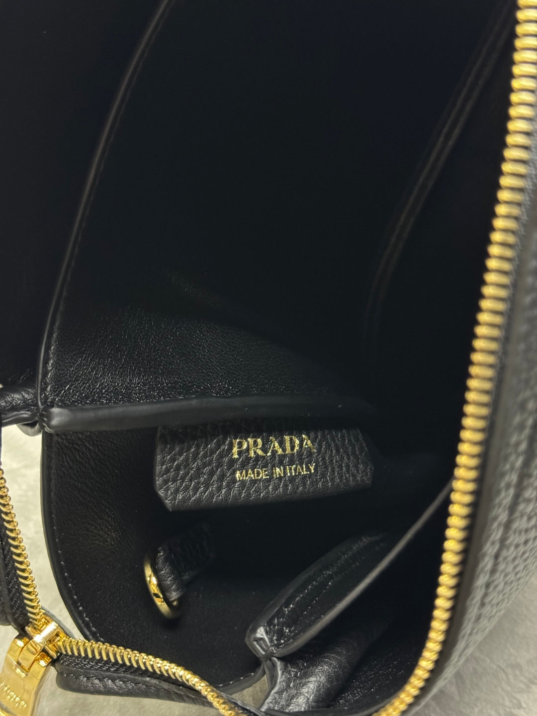 PRADA 25S SMALL BAG 23 IN BLACK CALFSKIN GOLD HARDWRE