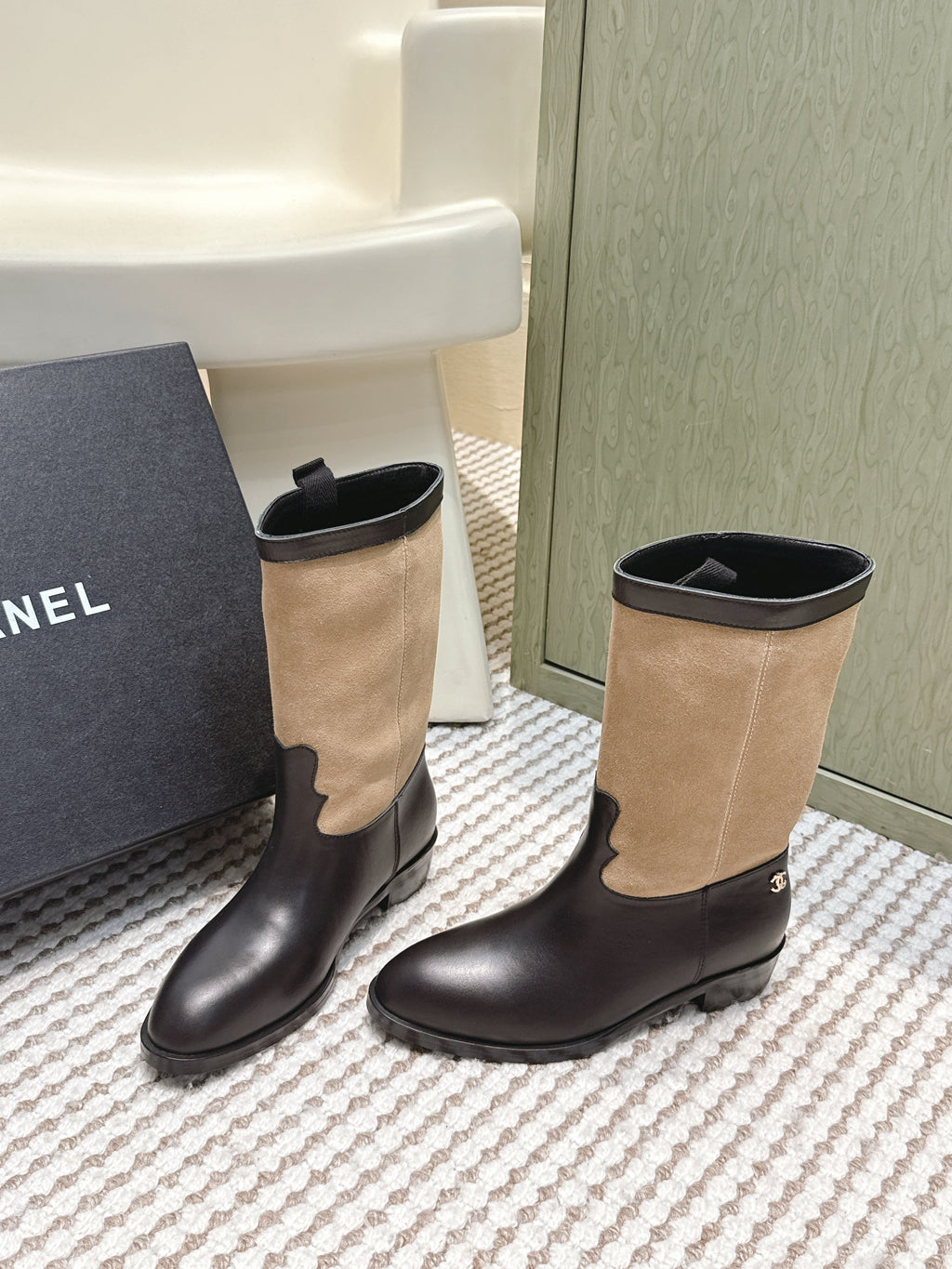 CHANEL 25S MID-CALF BOOTS IN TAN BROWN SUEDE MIX BLACK CALFSKIN