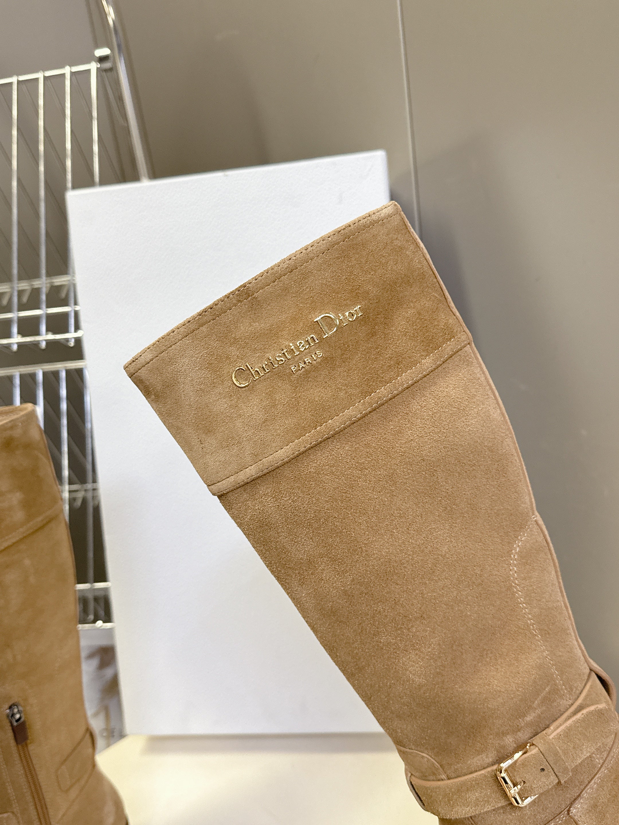 DIOR 25S BROWN HIGH BOOTS IN BEIGE SUEDE