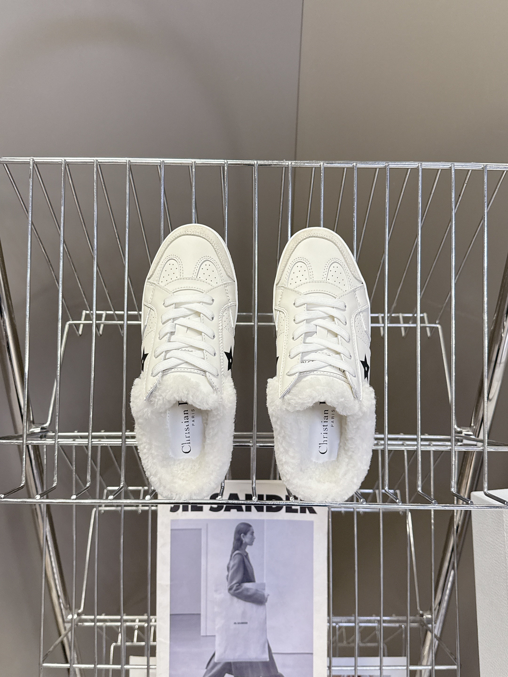 DIOR 25S  STAR SNEAKERS IN WHITE LAMBSKIN AND WOOL