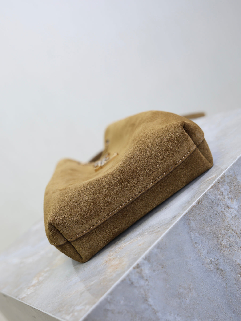 YSL 25S POCHON BAG 24 IN CARAMEL COGNAC SUEDE GOLD HARDWRE