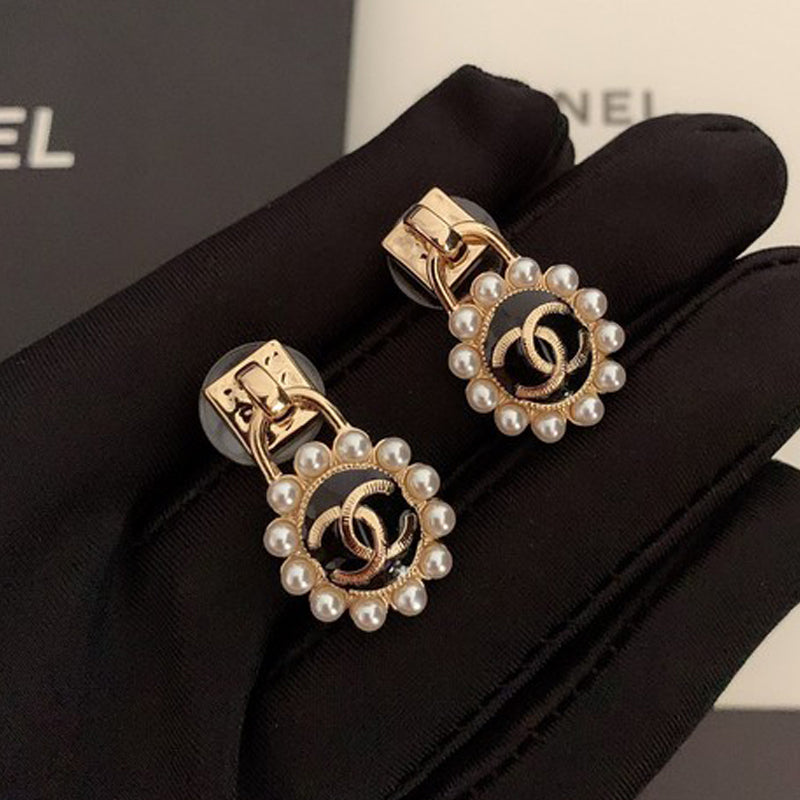 18K  Chanel Pearl Earrings