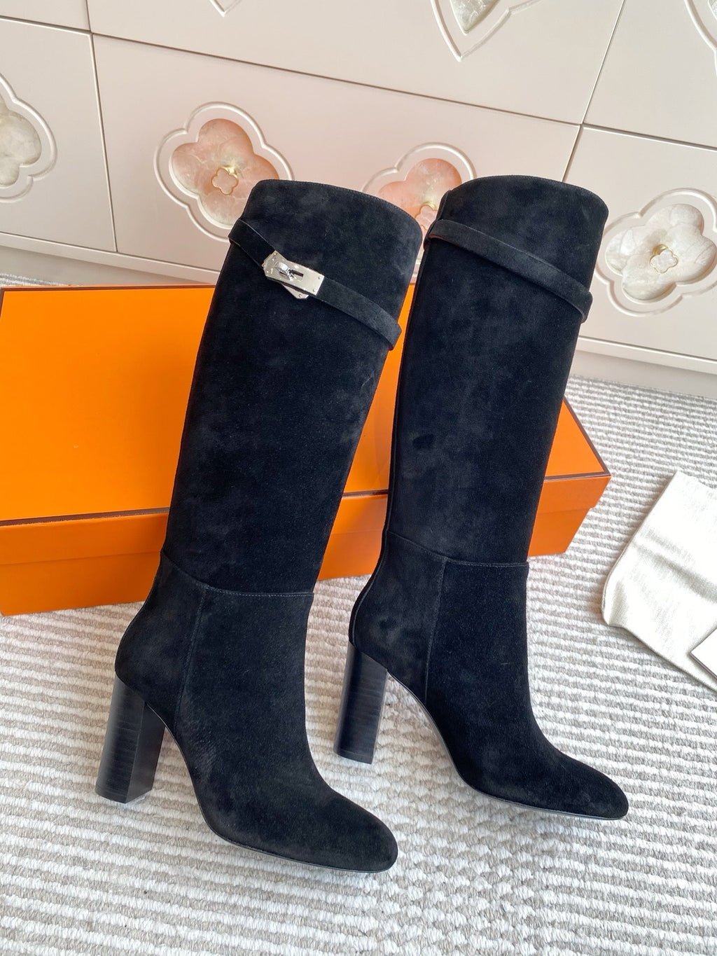 HERMES 25S TALL BOOTS 90 MM IN BLACK SUEDE