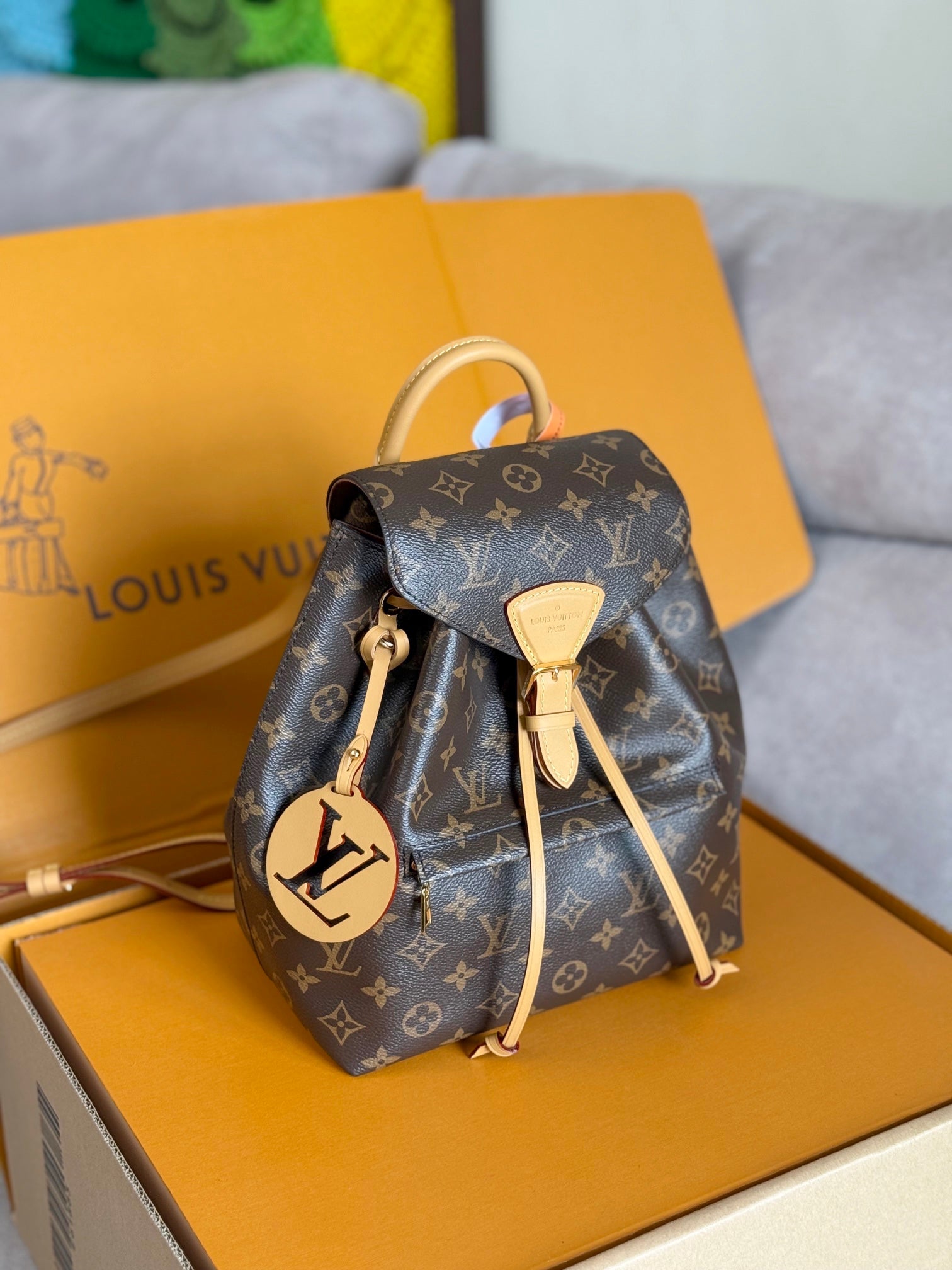 LOUIS VUITTON LV 25S MONTSOURIS 33 IN BROWN MONOGRAM CANVAS LEATHER TRIM GOLD HARDWARE