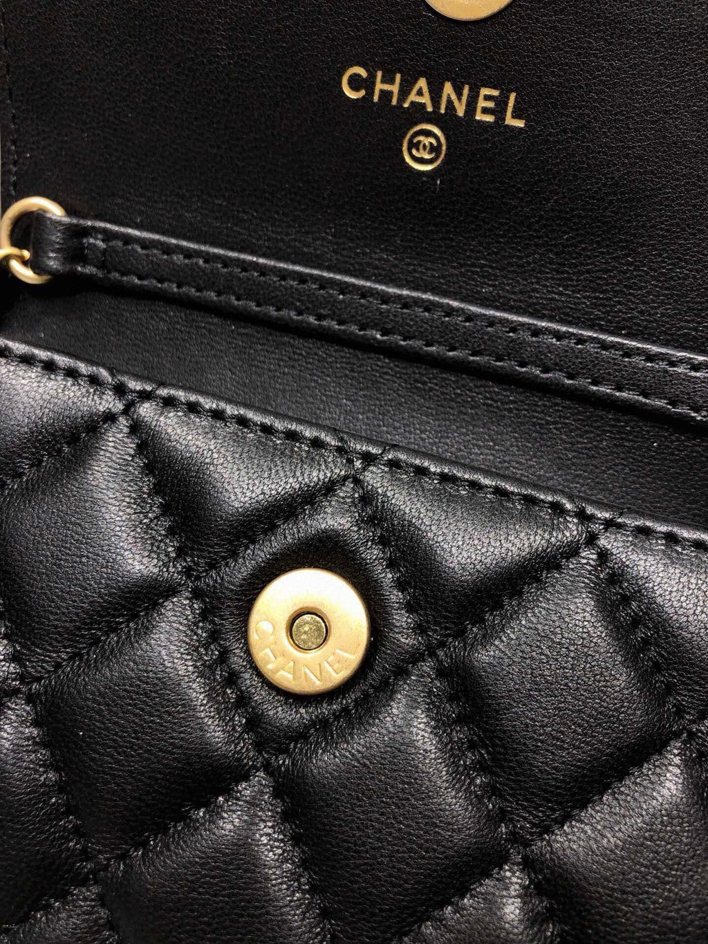 CHANEL MINI FLAP BAG 12 IN BLACK QUILTED LAMBSKIN GOLD HARDWARE