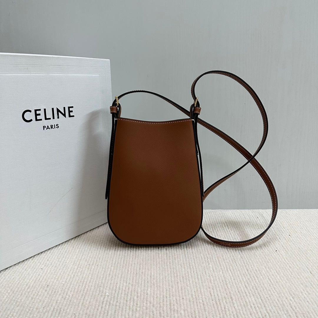 CELINE PHONE POUCH HELOISE 19 IN IRISH COFFEE SUPPLE CALFSKIN