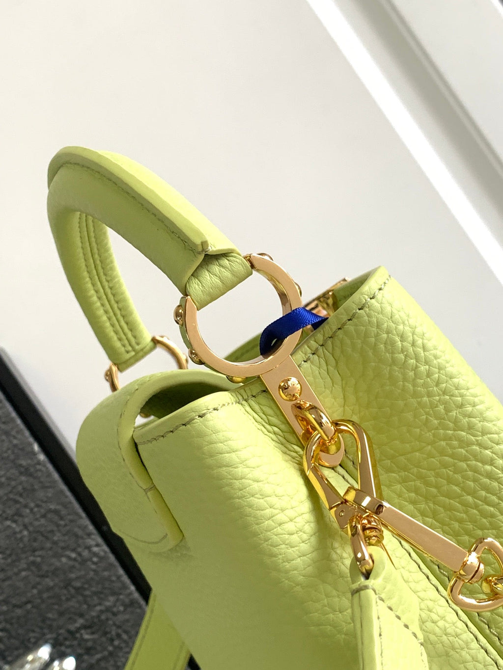 LOUIS VUITTON CAPUCINES MINI 21 IN PEAR GREEN TAURILLON GOLD HARDWARE