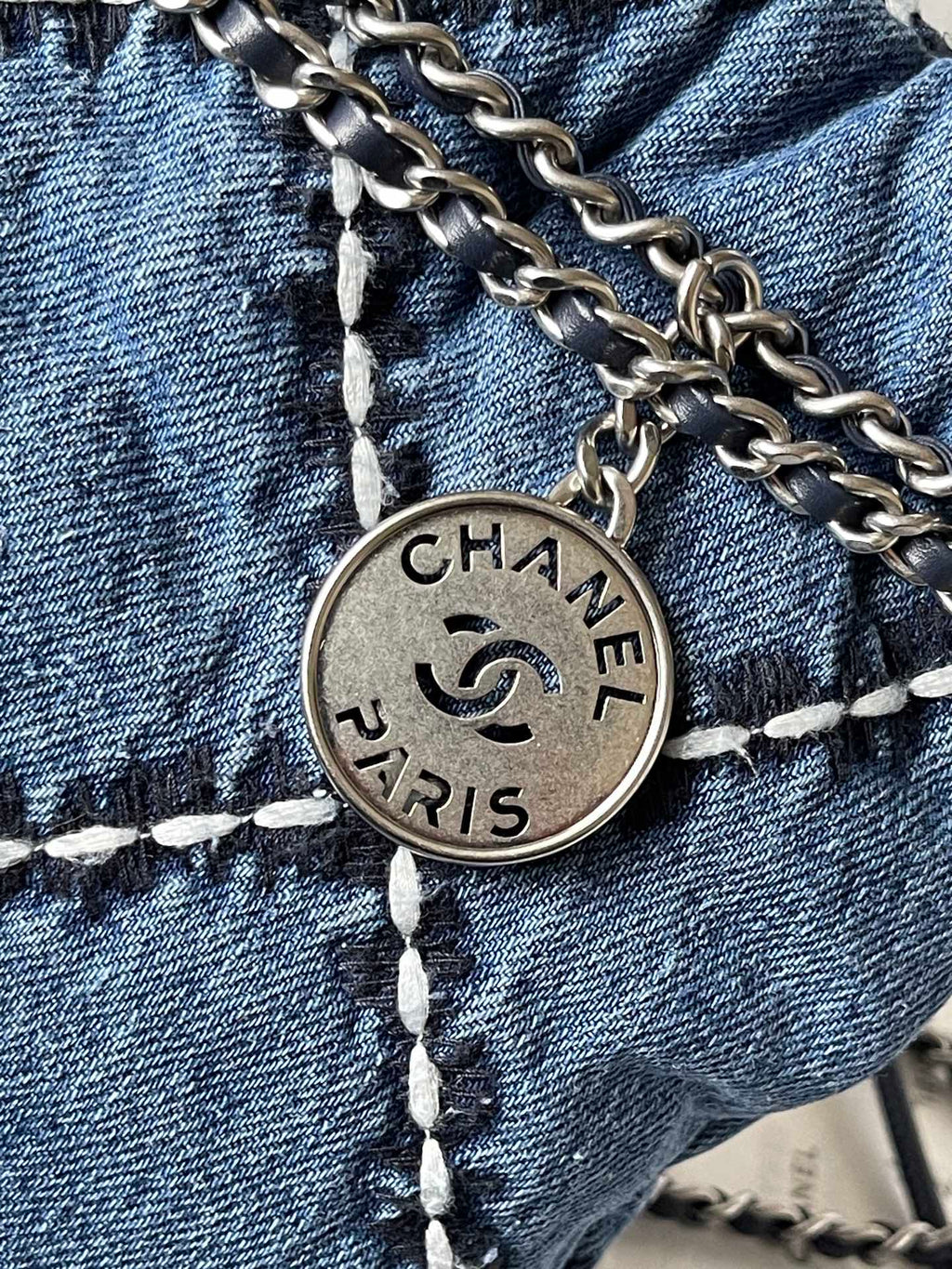 CHANEL MINI 20 CROSSBODY BAG IN BLUE DENIM WITH CHAIN