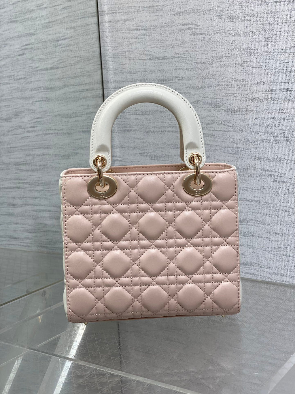 DIOR MEDIUM LADY BAG 20 IN BABY PINK QUILTED MACROCANNAGE CALFSKIN WHITE STRAP