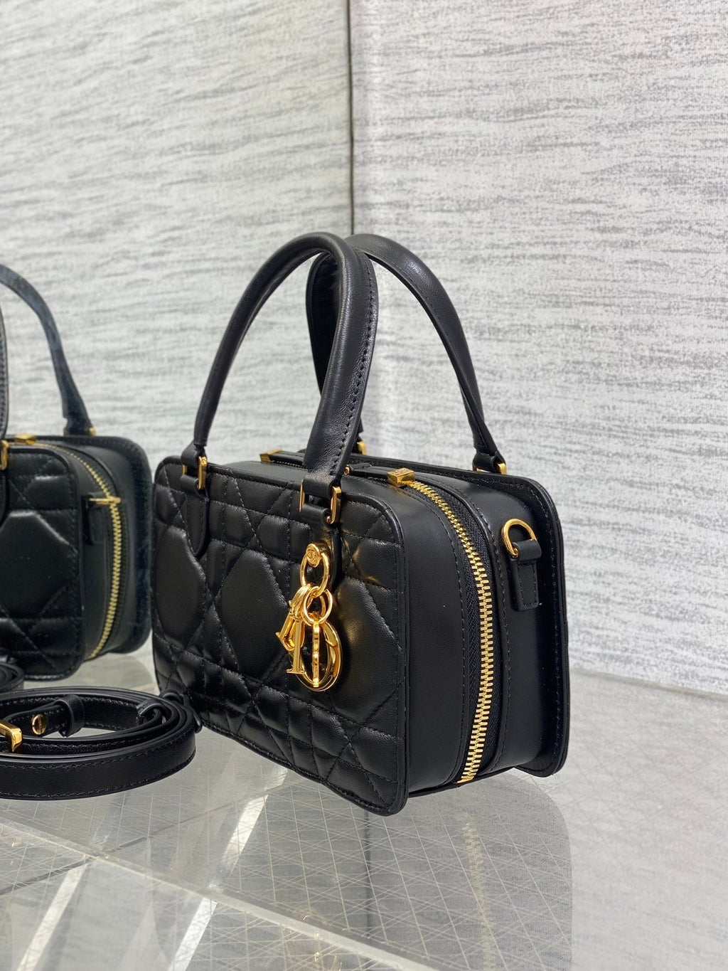DIOR MINI GROOVE BAG 20 IN BLACK MACROCANNAGE LAMBSKIN 226487