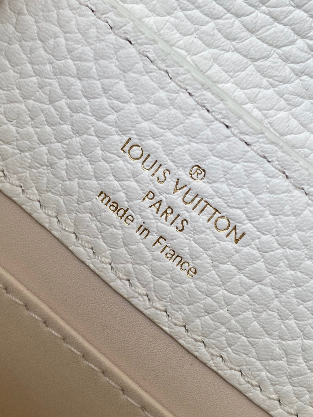 LOUIS VUITTON CAPUCINES EAST-WEST MINI 21 IN WHITE TAURILLON LEATHER GOLD-TONE HARDWARE