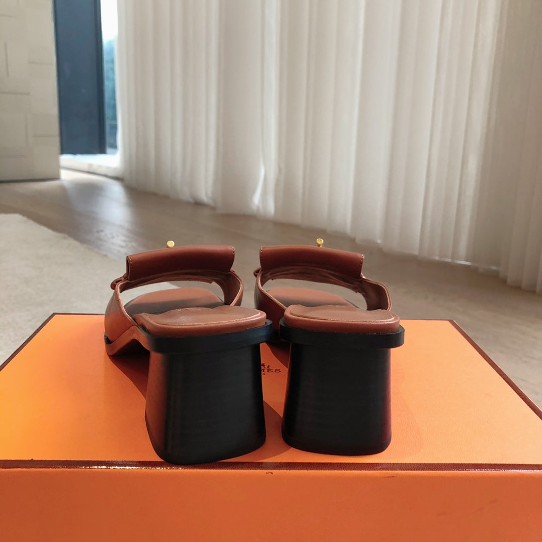 HERMES ILOT 45 SANDAL CARAMEL CALFSKIN