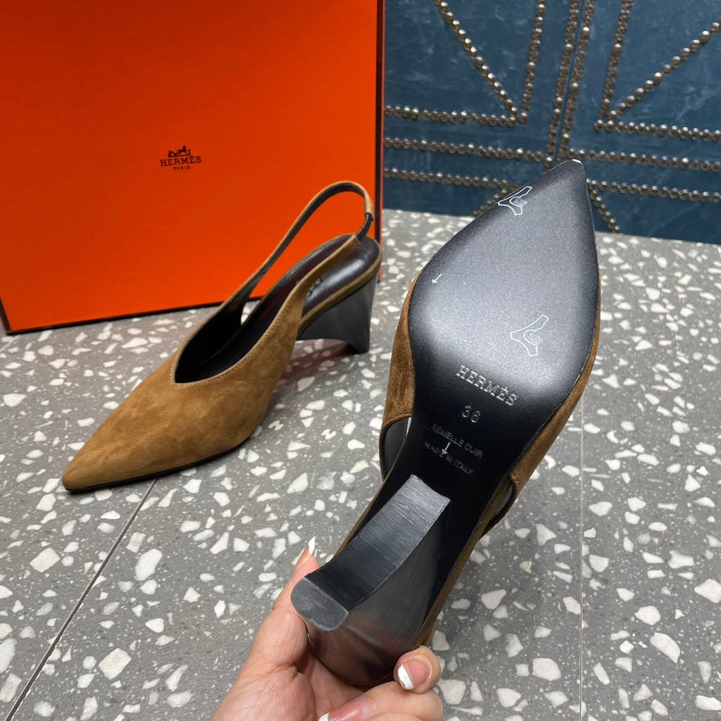 HERMES HIGH SLINGBACKS 7 CM IN CIDER BROWN SUEDE