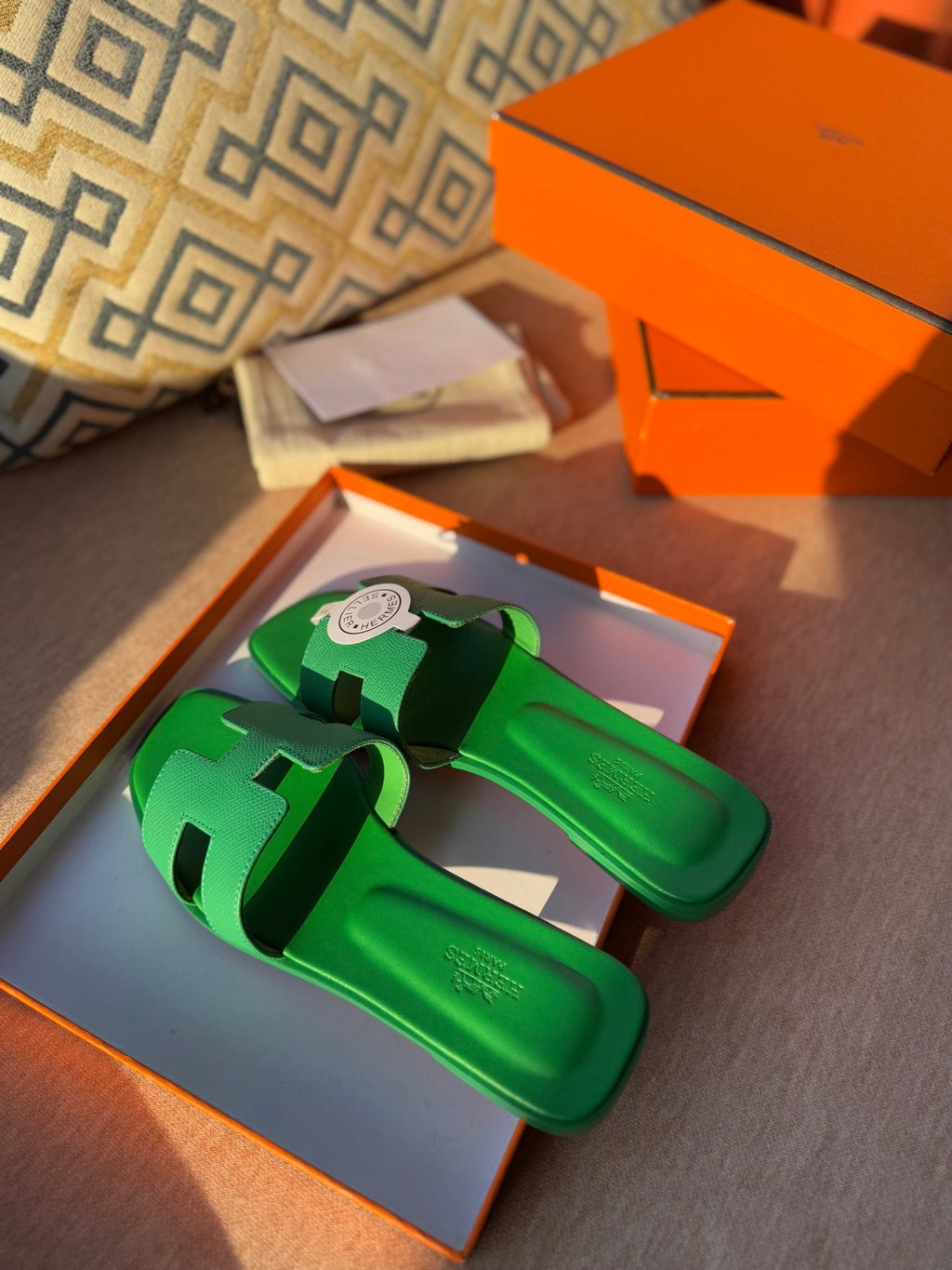 HERMES 0RAN SANDALS IN SHAMROCK GREEN CALFSKIN