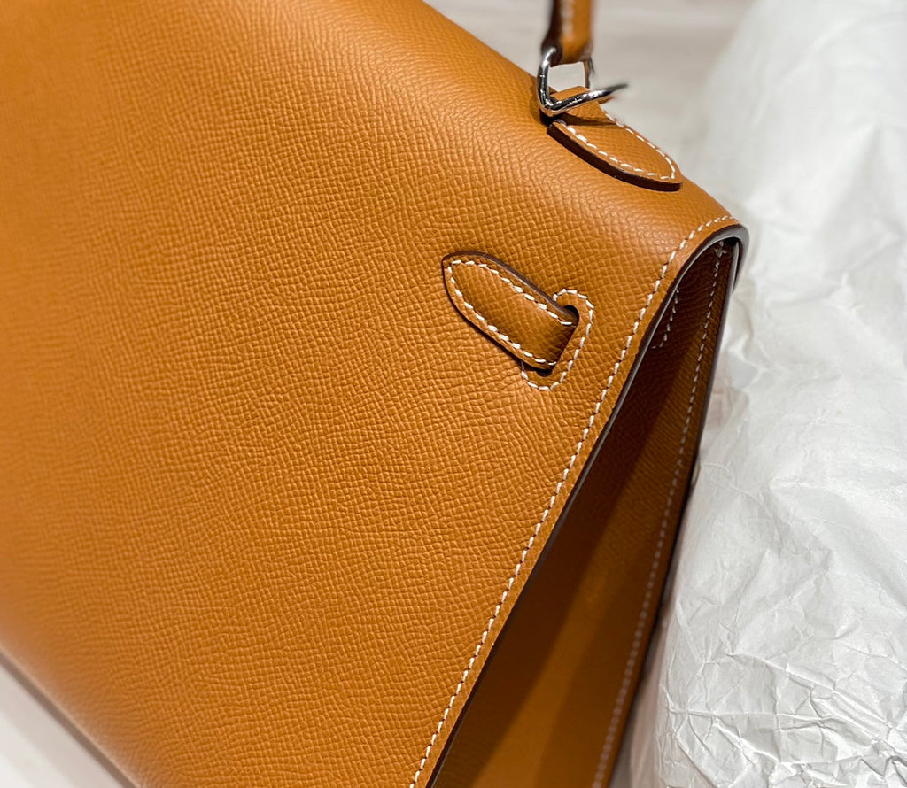 HERMES KELLY 25CM IN GOLD EPSOM CALFSKIN SILVER HARDWARE