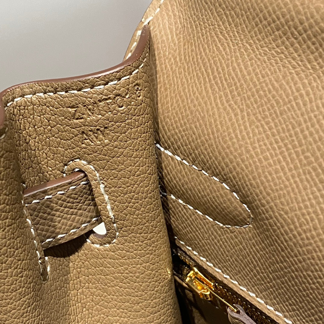 HERMES KELLY 32CM IN ETOUPE EPSOM CALFSKIN GOLD HARDWARE