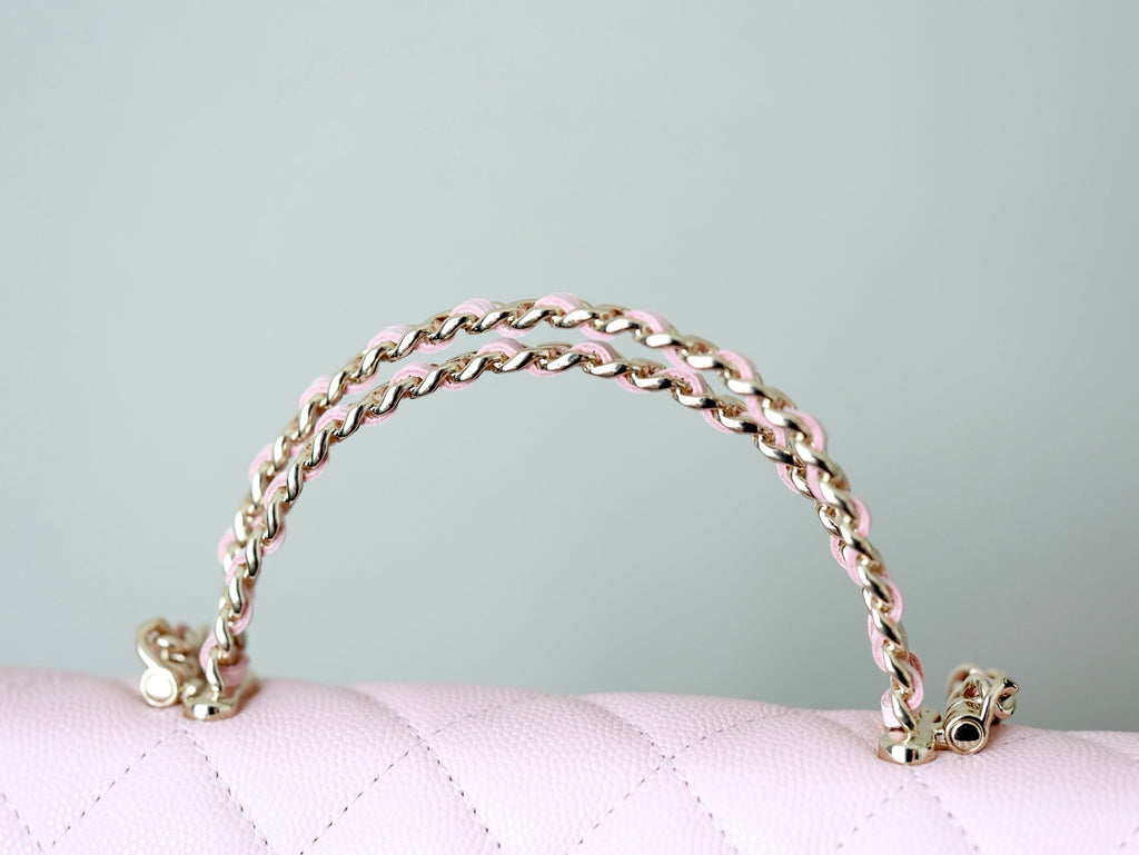 CHANEL 25S KELLY IN PASTEL PINK LAMBSKIN WITH GOLD HARDWARE