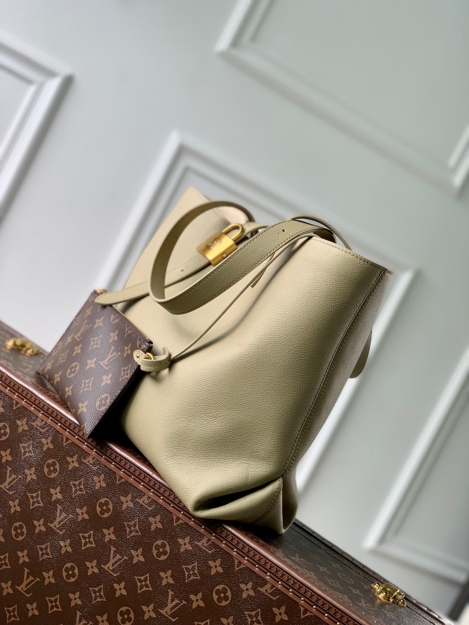 LOUIS VUITTON LOW KEY CABAS MM BAG 47 IN BASIL GREEN GRAINED CALFSKIN