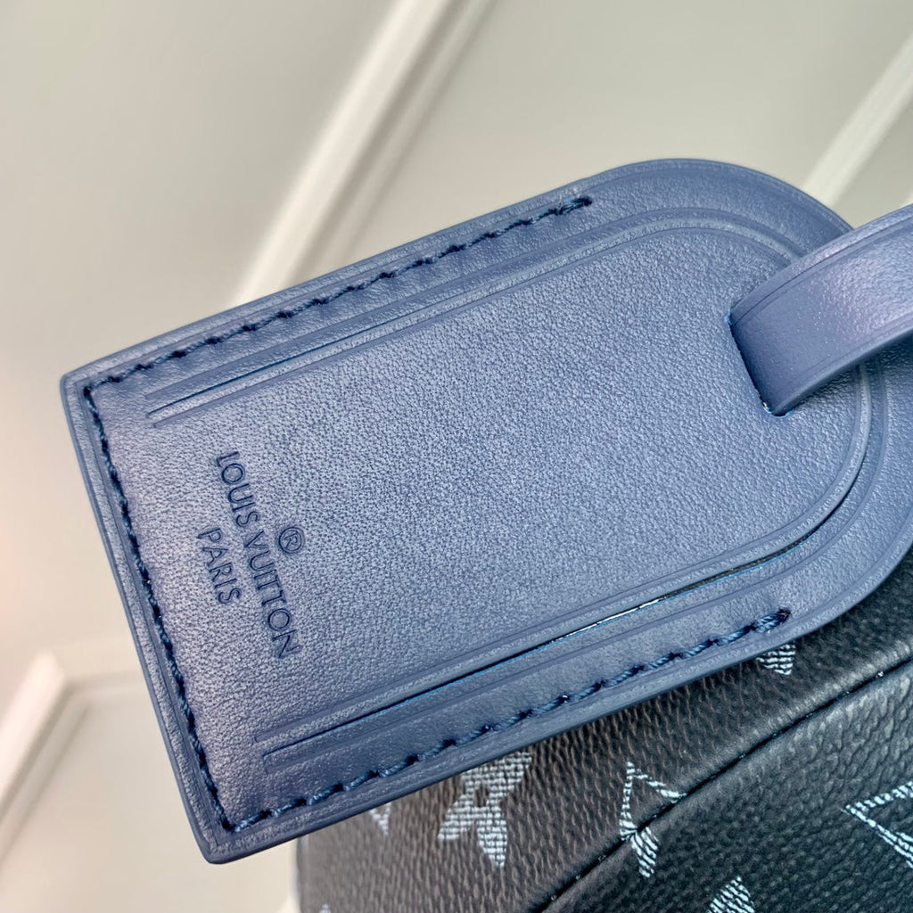 LOUIS VUITTON HAMAC BAG 28 IN BLUE MONOGRAM GRADIENT CANVAS