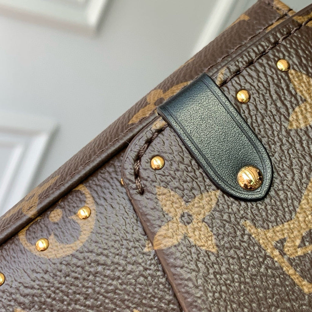 LOUIS VUITTON TRUNKIE 27 IN BROWN COATED CANVAS BLACK CALFSKIN SIGNATURE S-LOCK