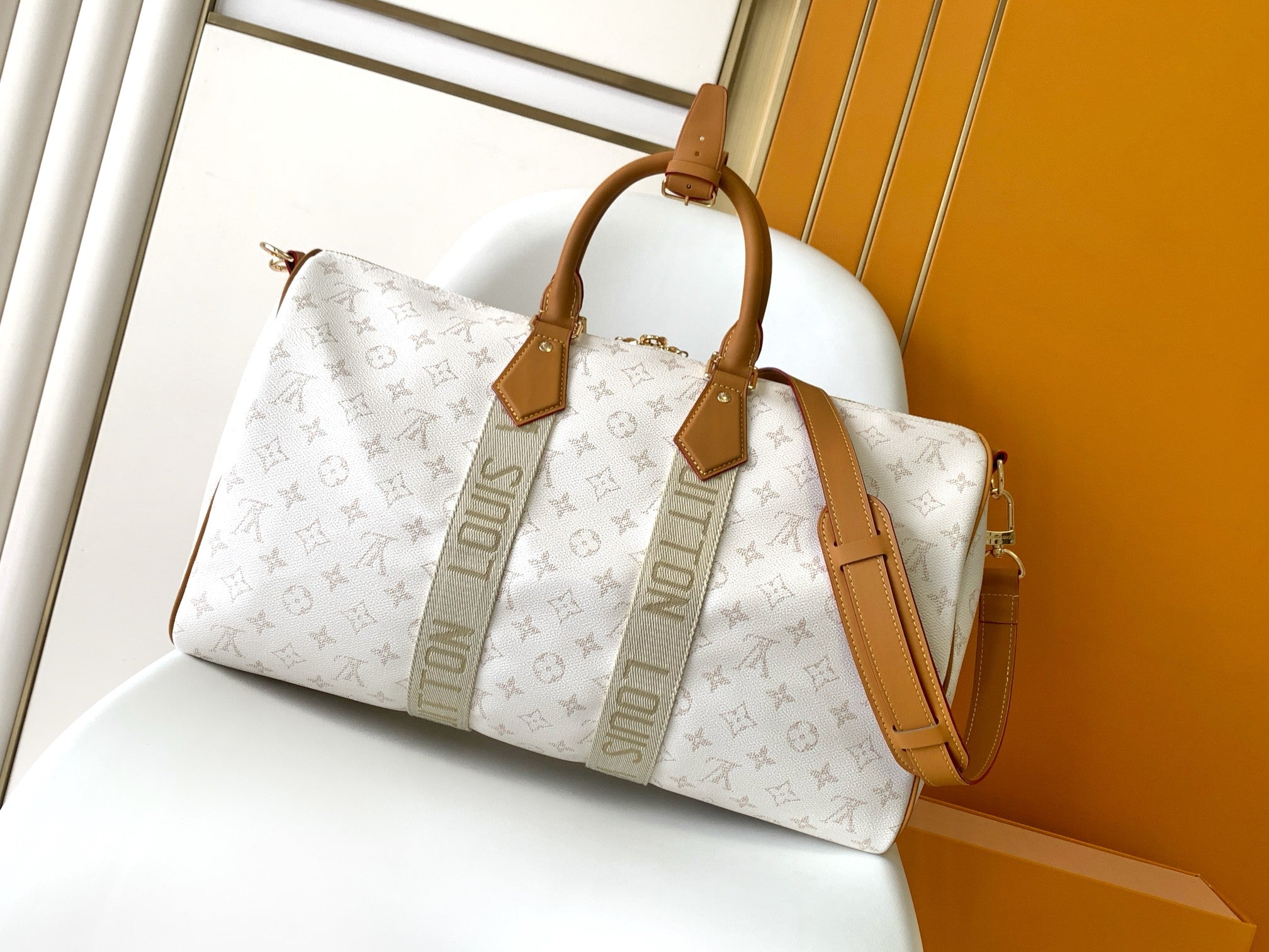 LOUIS VUITTON LV 25S KEEPALL BANDOULIÈRE BAG 45 IN WHITE MONOGRAM HERITAGE CALFSKIN