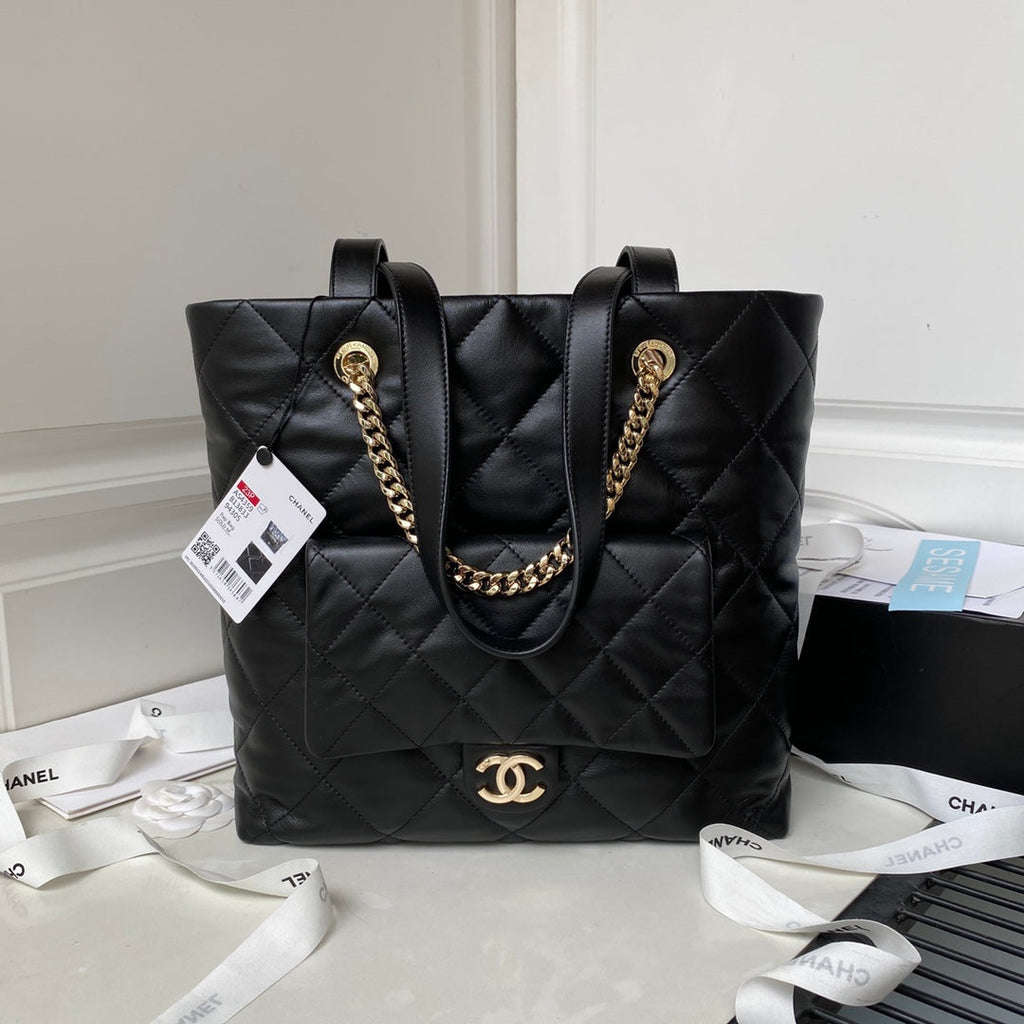 CHANEL 23P Hobo Shopping Black Calfskin Gold Hardware