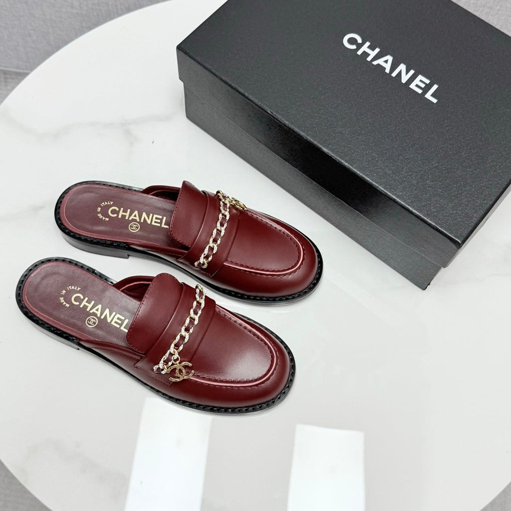 CHANEL FLAT MULE 25S IN DARK RED CALFSKIN STYLE 1