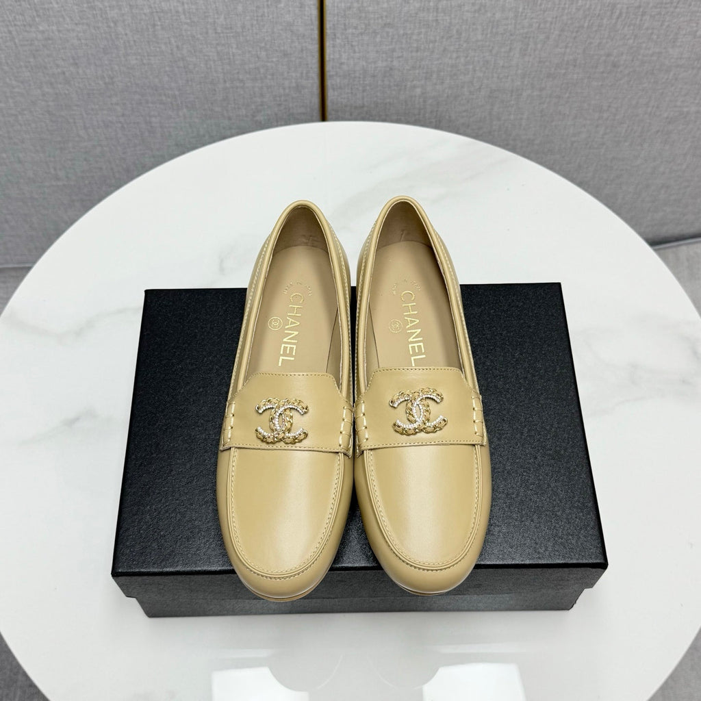 CHANEL LOAFER 25S IN WARM BEIGE LAMBSKIN WITH GOLD HARDWARE