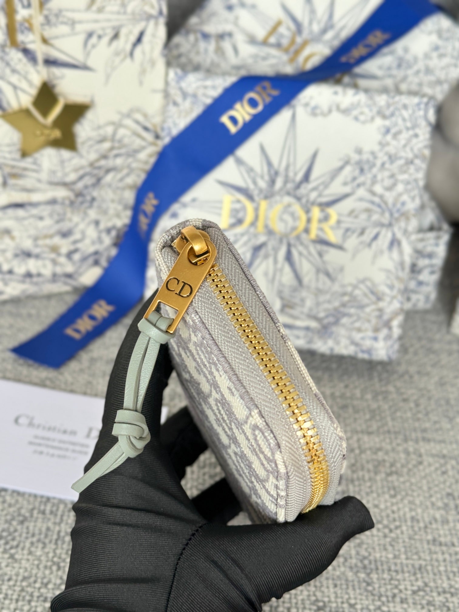 DIOR MONTAIGNE VOYAGEUR COIN PURSE 12 IN GREY MONOGRAM OBLIQUE JACQUARD