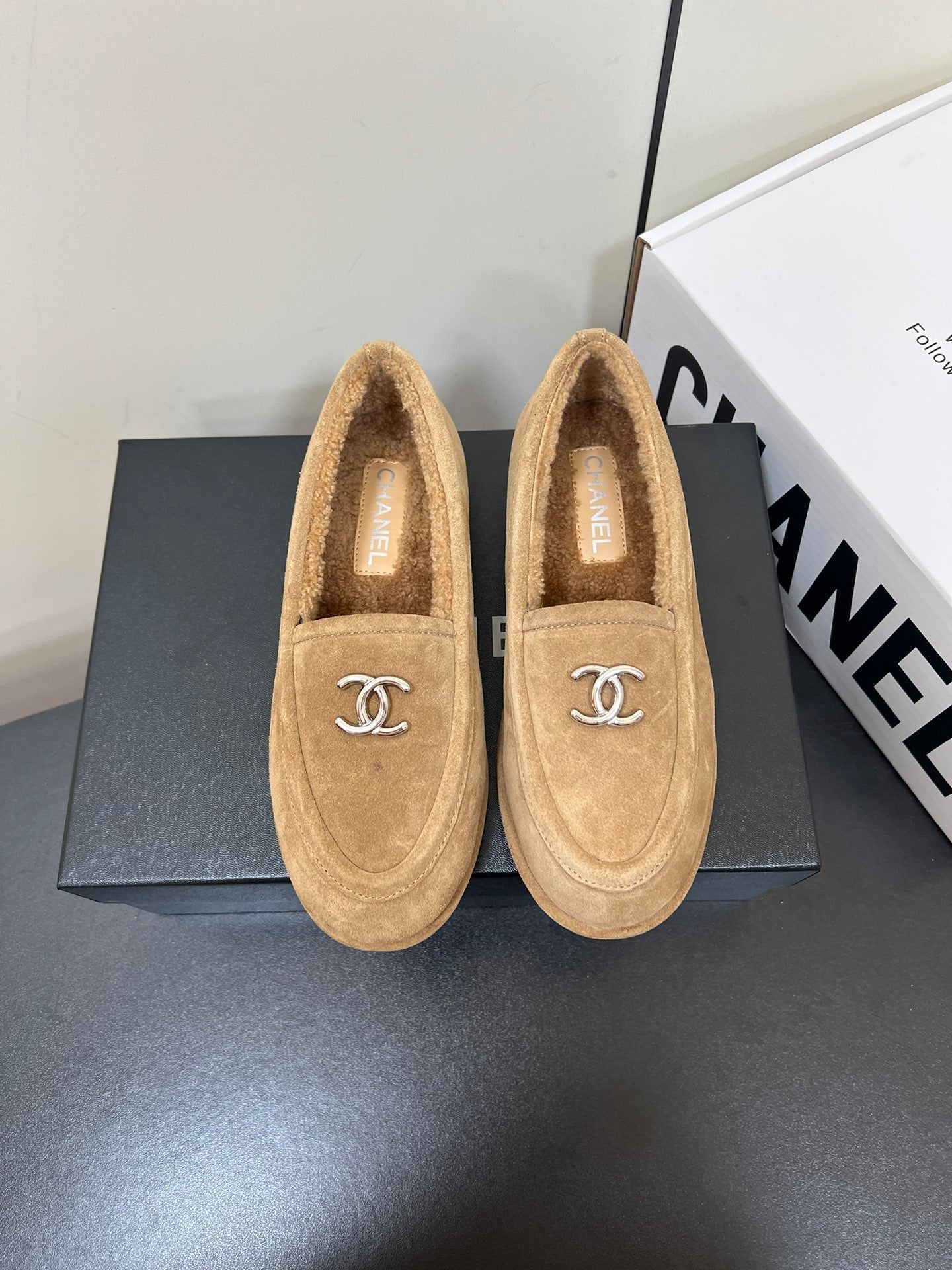 CHANEL LOAFER IN SEPIA TAN SUEDE AND SOLF FLEECE LINING