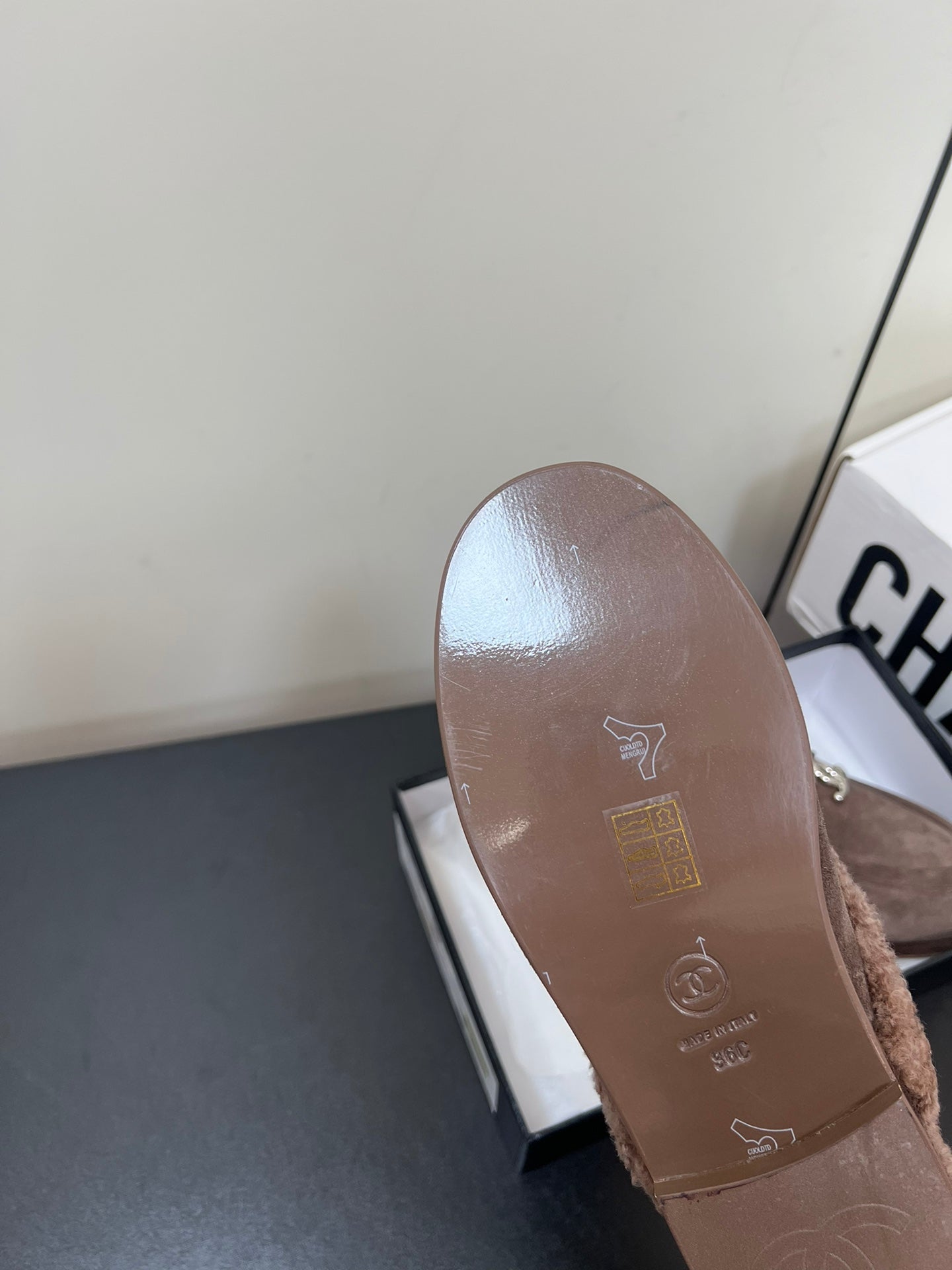 CHANEL LOAFERS MULE IN MEDIUM BROWN SUEDE AND FLEECE LINING
