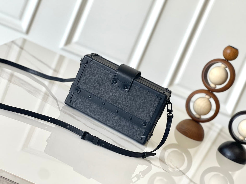LOUIS VUITTON PETITE MALLE 20 IN BLACK CALFSKIN