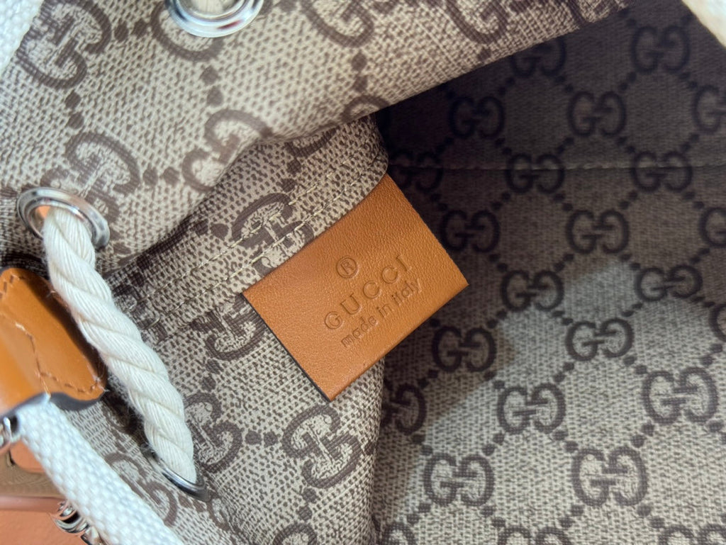 GUCCI SMALL DRAWSTRING SHOULDER BAG 21 IN WHITE CANVAS BROWN CALFSKIN