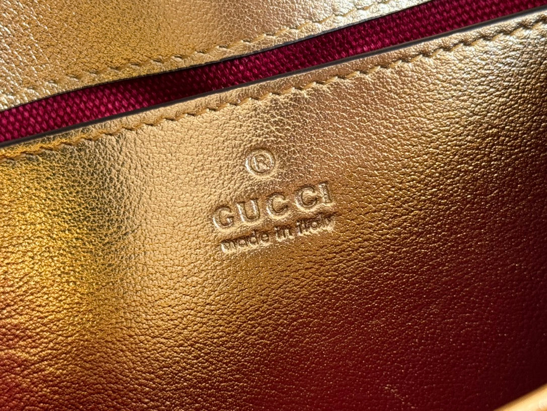 GUCCI MARMONT MEDIUM SHOUDER BAG 23 IN YELLOW GLOSSY CALFSKIN