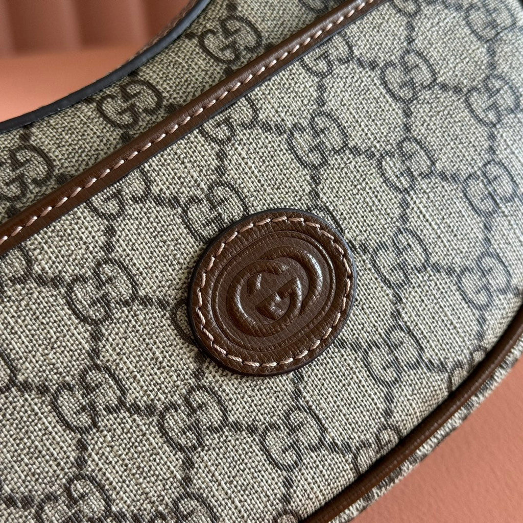 GUCCI SUPREME SHOULDER BAG 22 BROWN IN CANVAS GOLD HARDWARE