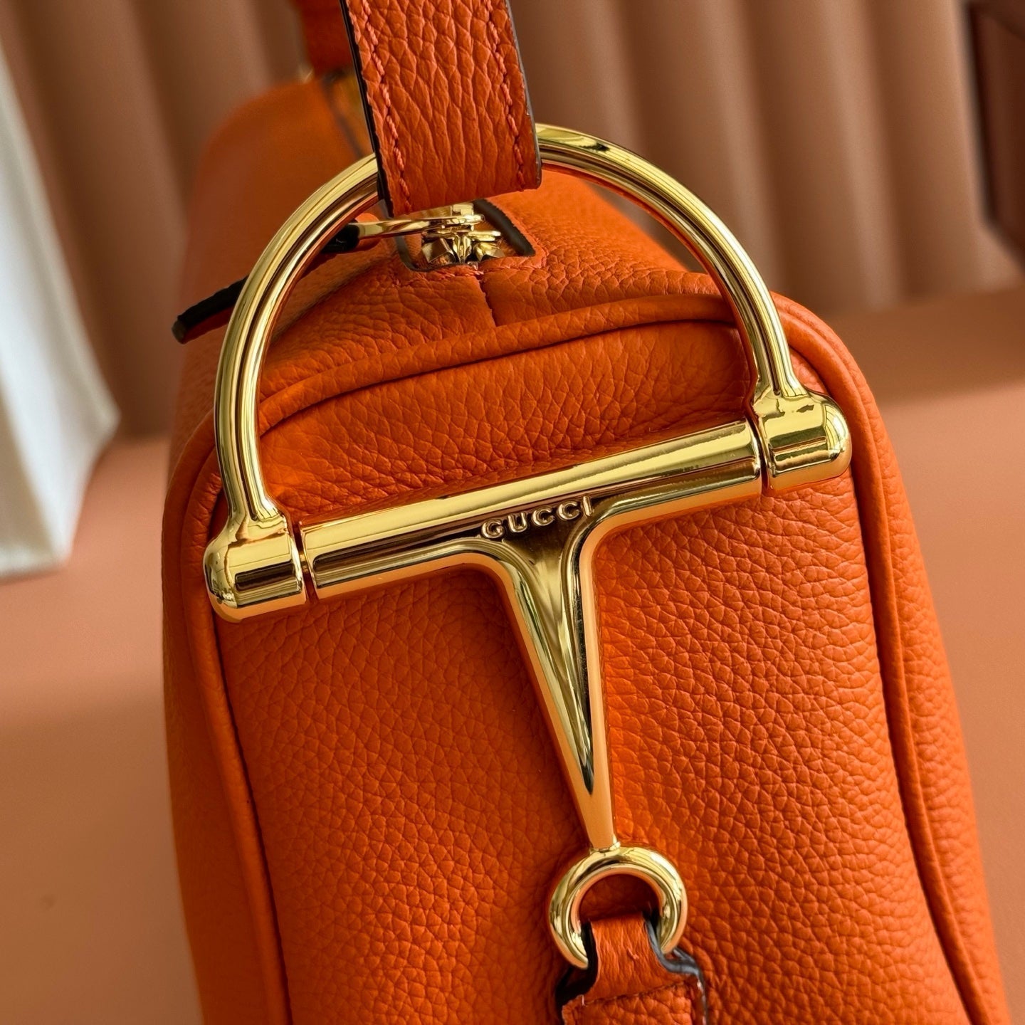 GUCCI 26S SHOULDER BAG 31 IN ORANGE CALFSKIN