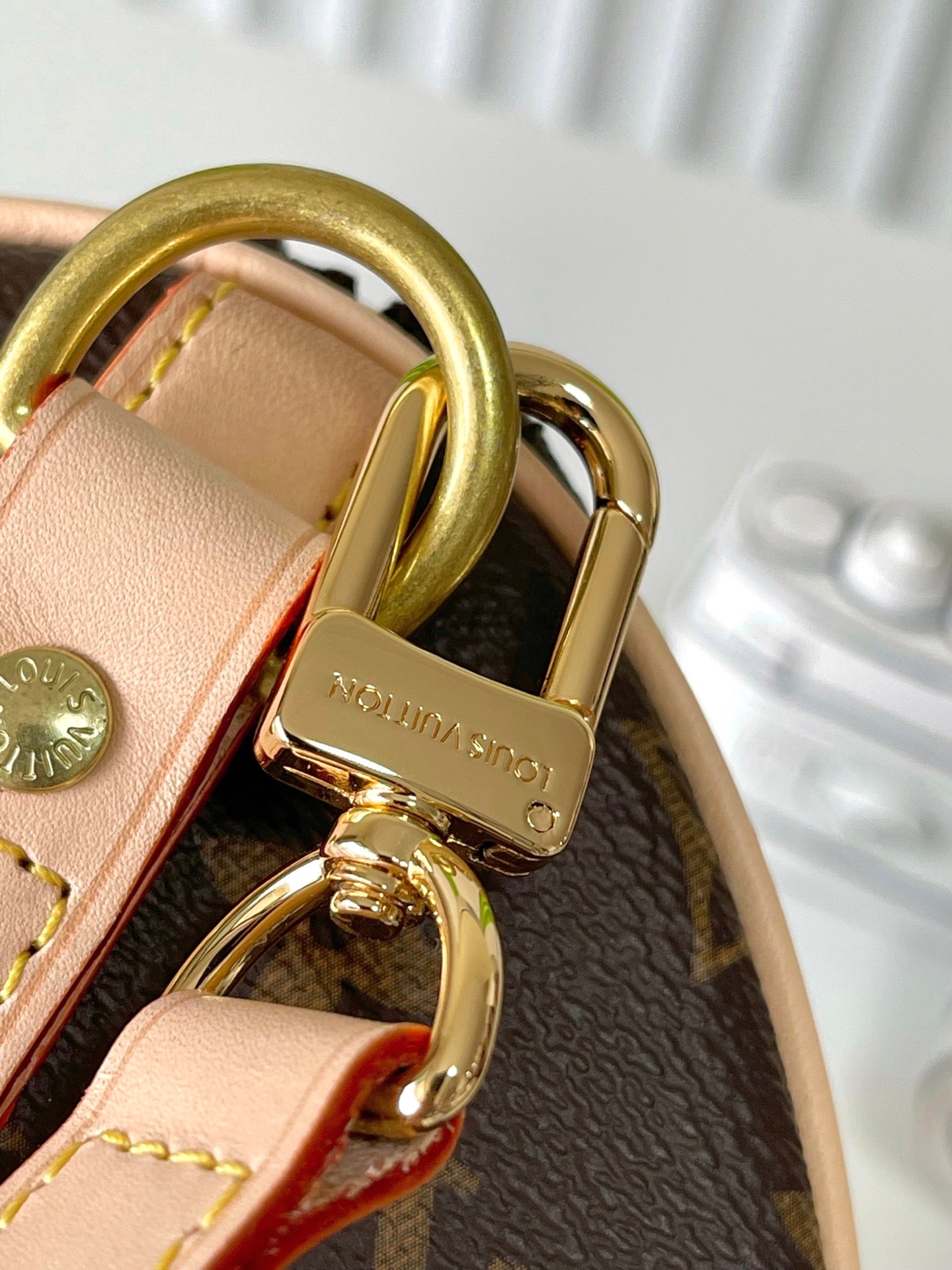 LOUIS VUITTON SPEEDY BANDOLIÈRE 25 IN BROWN MONOGRAM CANVAS GOLD HARDWARE