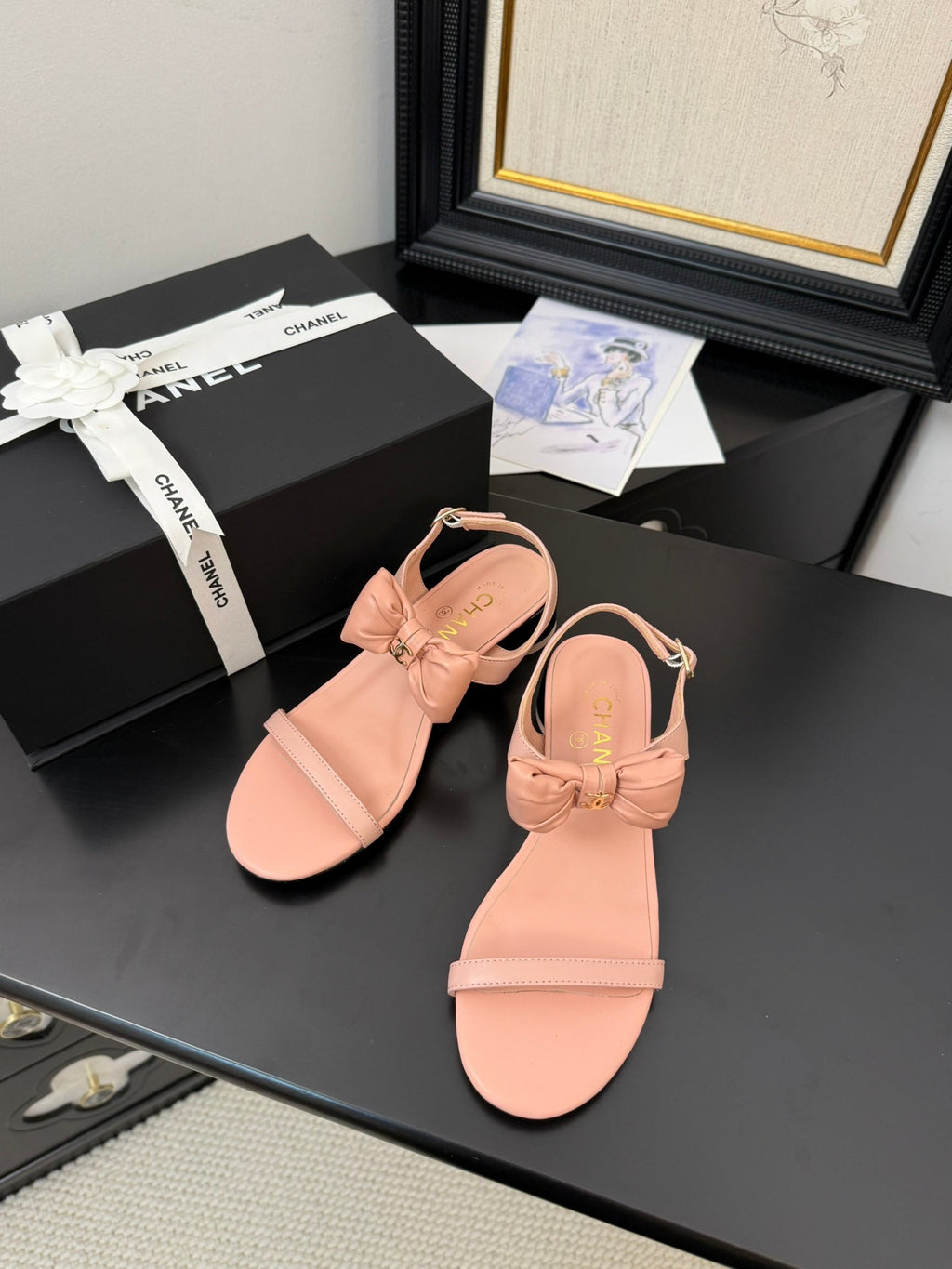 CHANEL FLAT SANDALS 5 MM IN PEACH PINK CALFSKIN